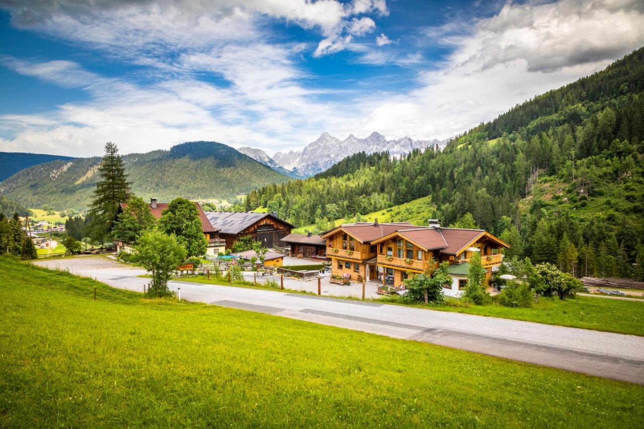 Oeko-Appartements Fallhaus Forstau  Buitenkant foto